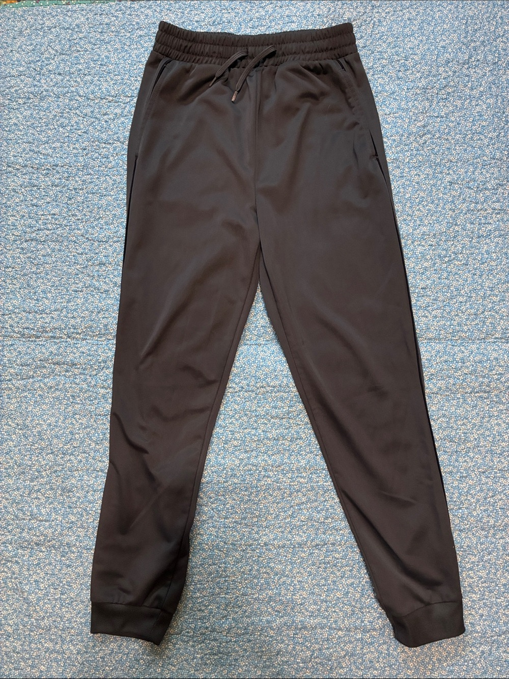 3/$10 tek gear dark gray boys Jogger athletic pants with Drawstring